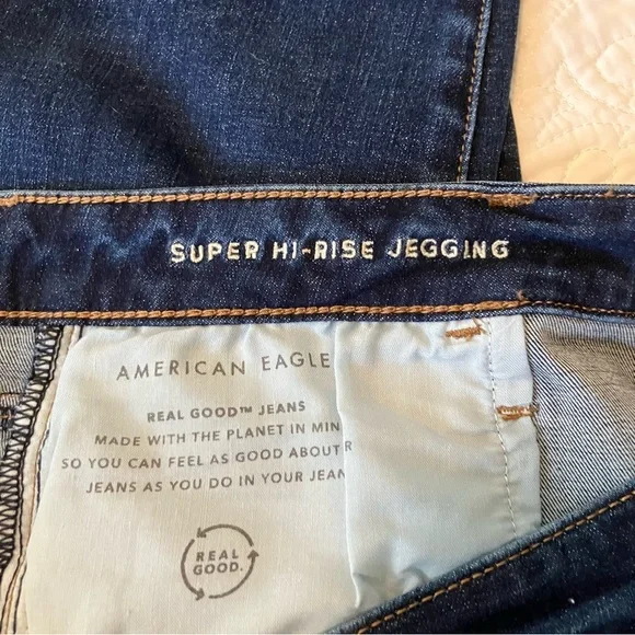 American Eagle women sz 18 NWT super high rise jegging next level stretch jeans - Picture 3 of 4